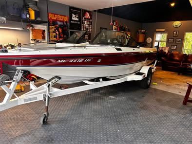 1992 MasterCraft Prostar 205