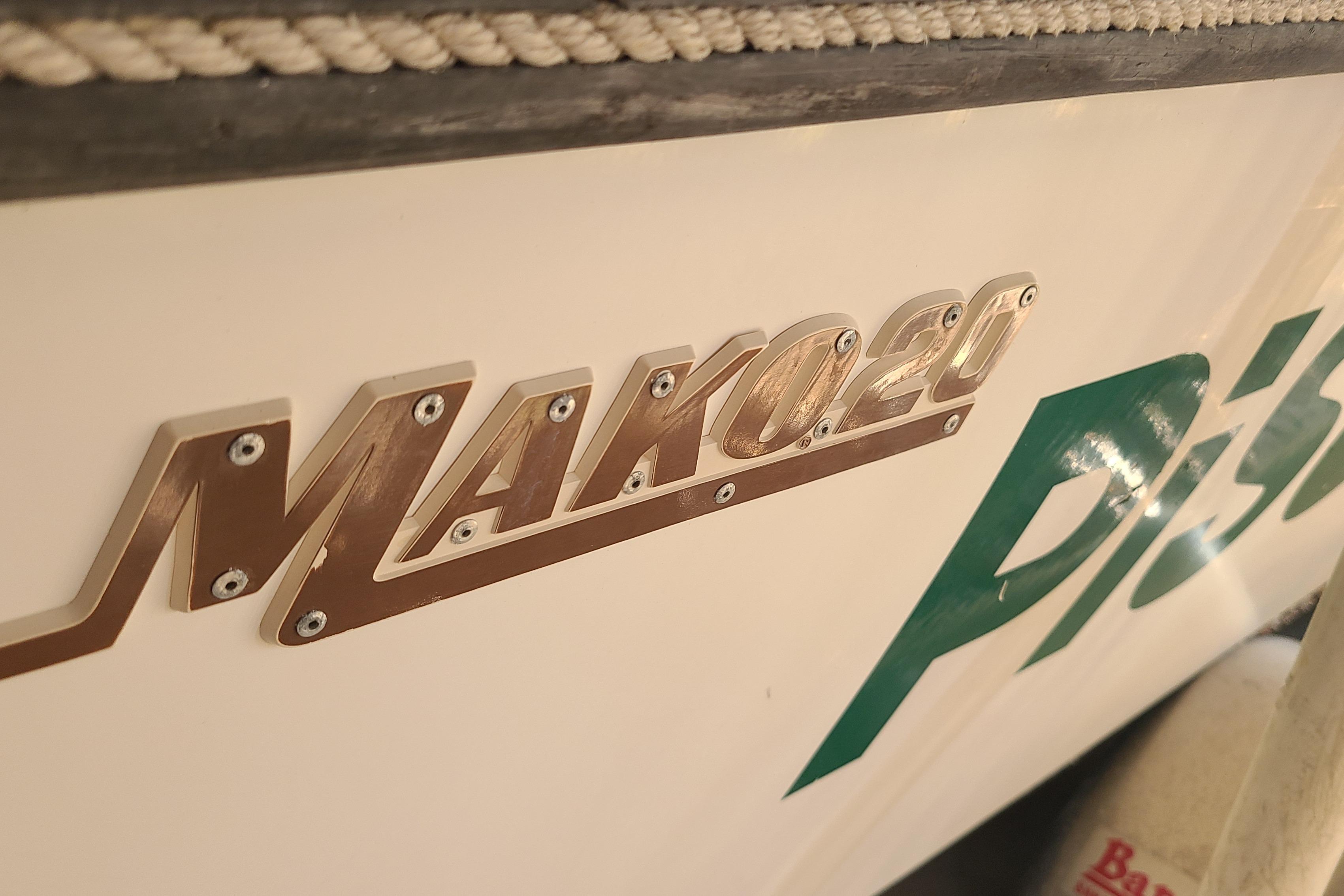 1983 Mako 20 Center Console