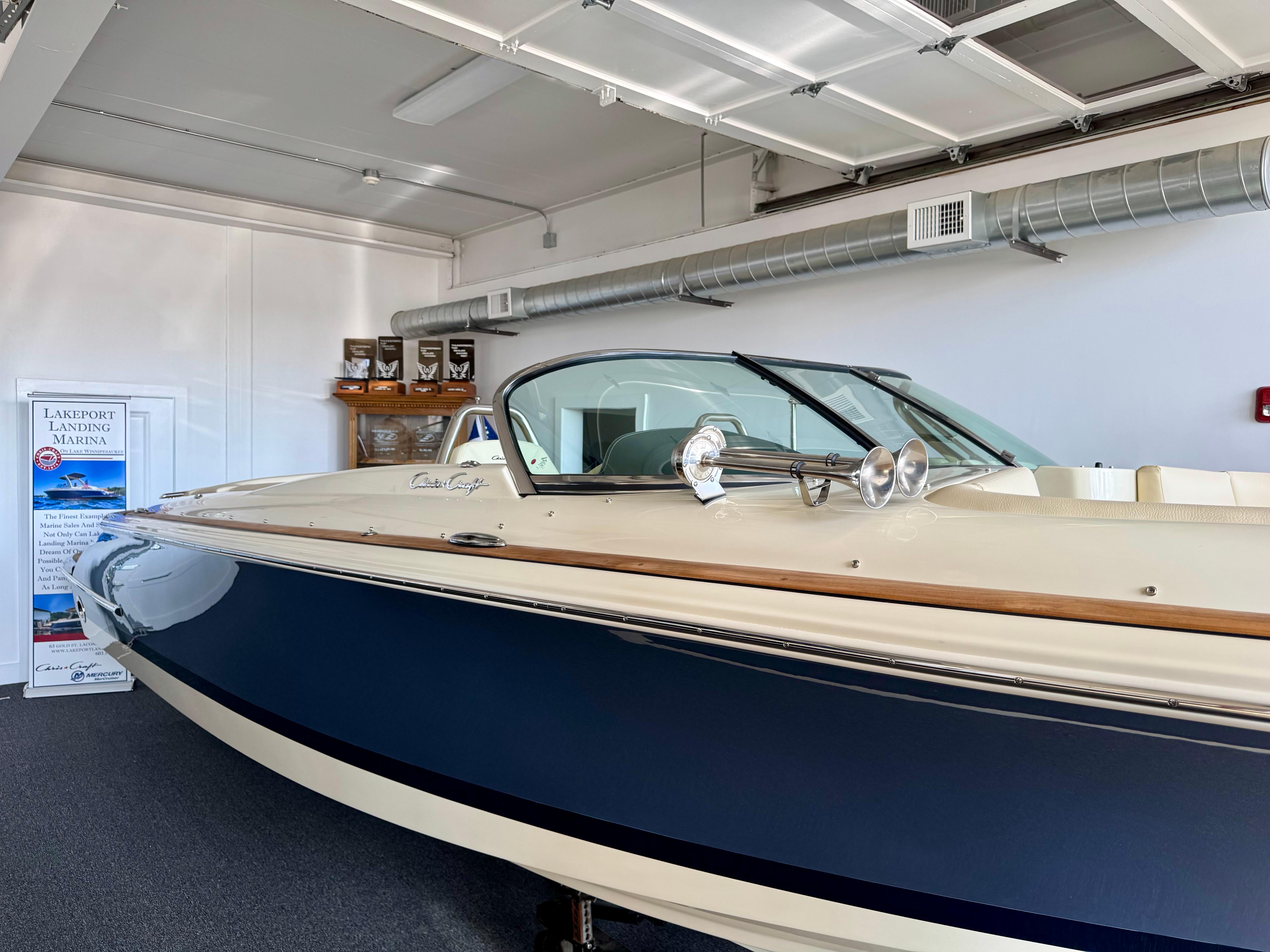 2025 Chris-Craft Launch 27