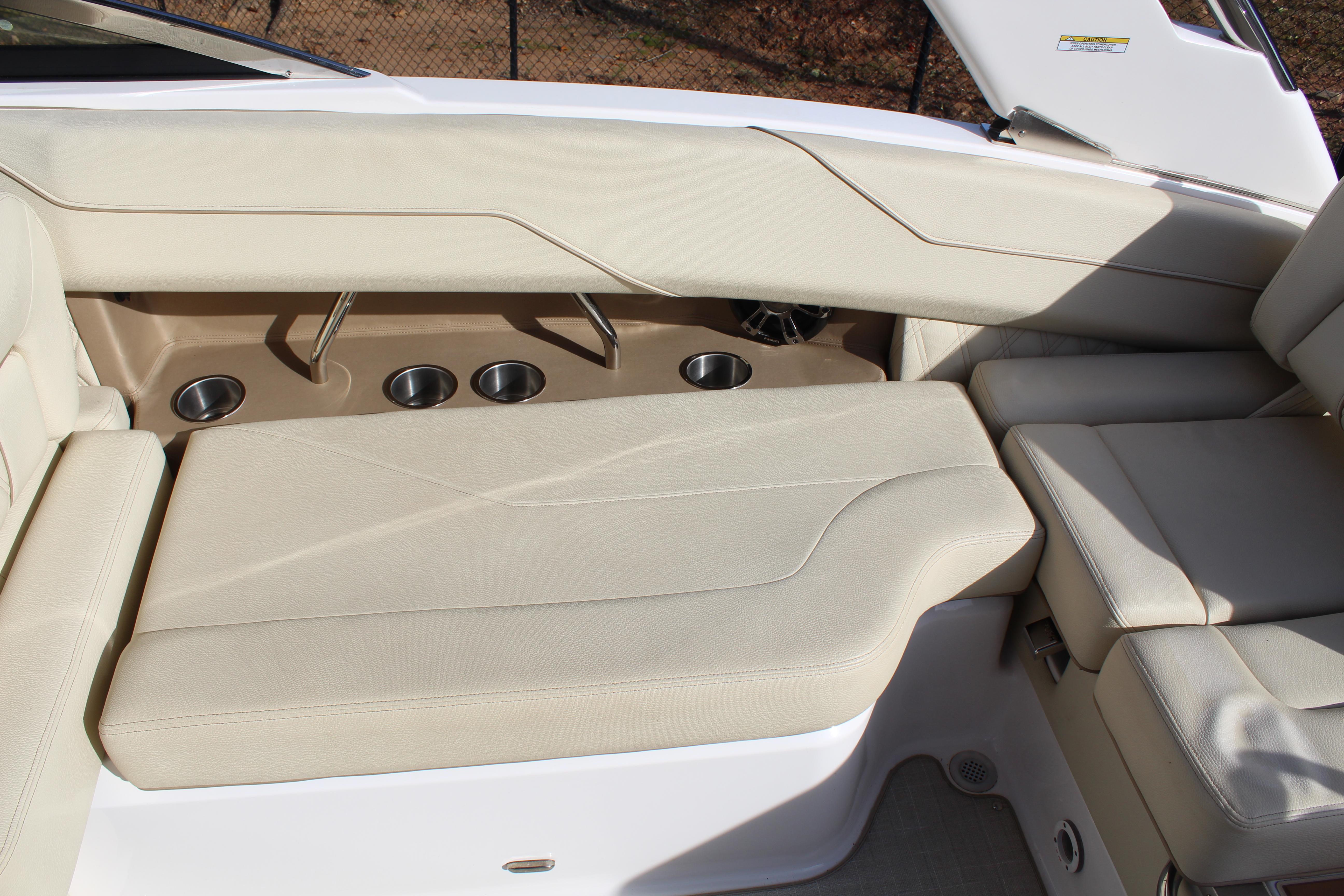 2020 Regal LS4 Surf - 19