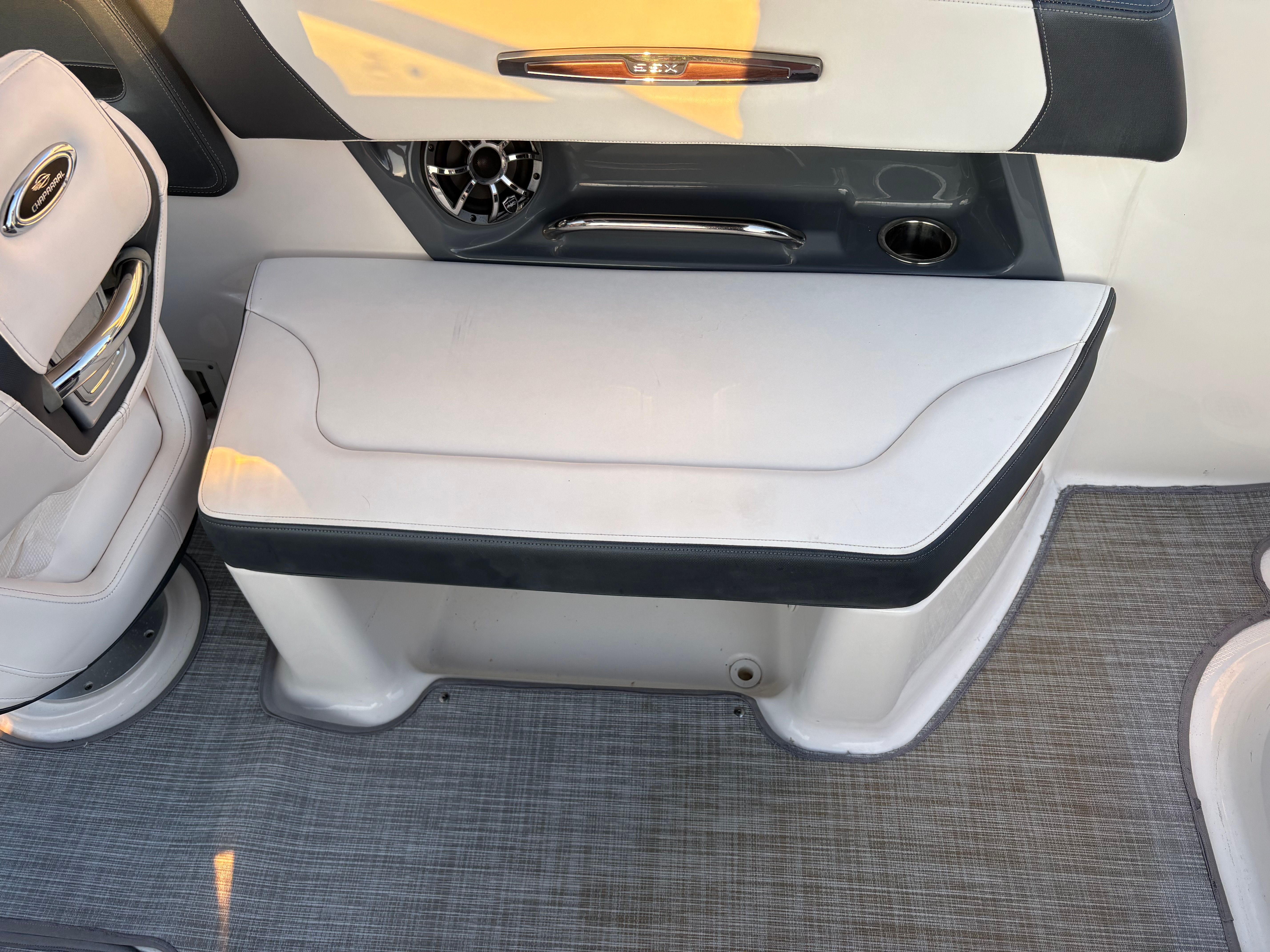 2019 Chaparral SSX277 - 6