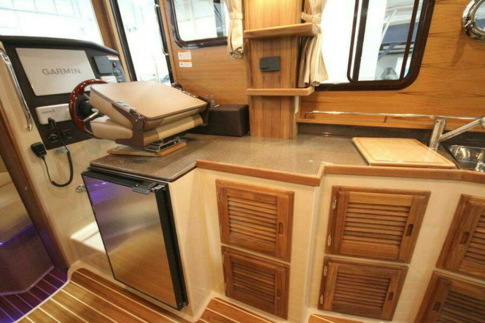 2026 Ranger Tugs R-31 Command Bridge Luxury Edition - Image 99