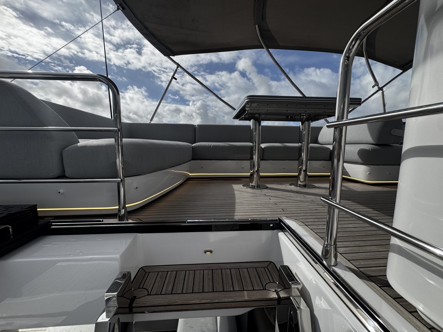 2026 Azimut S7 - Image 54