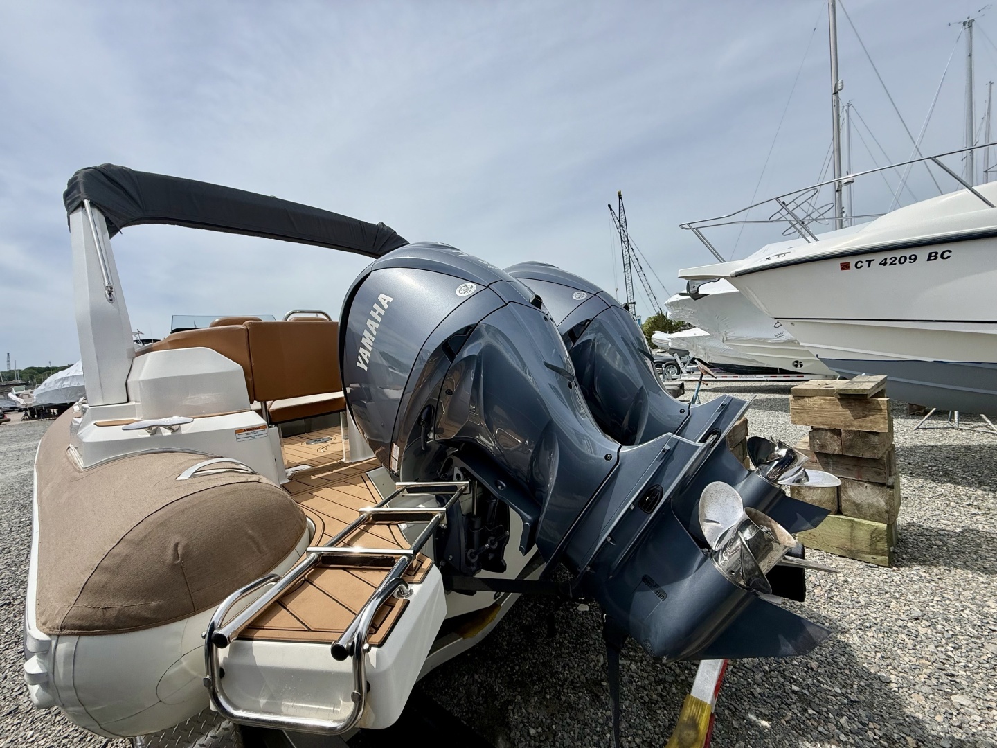 2024 Zodiac Medline 9 - Image 32