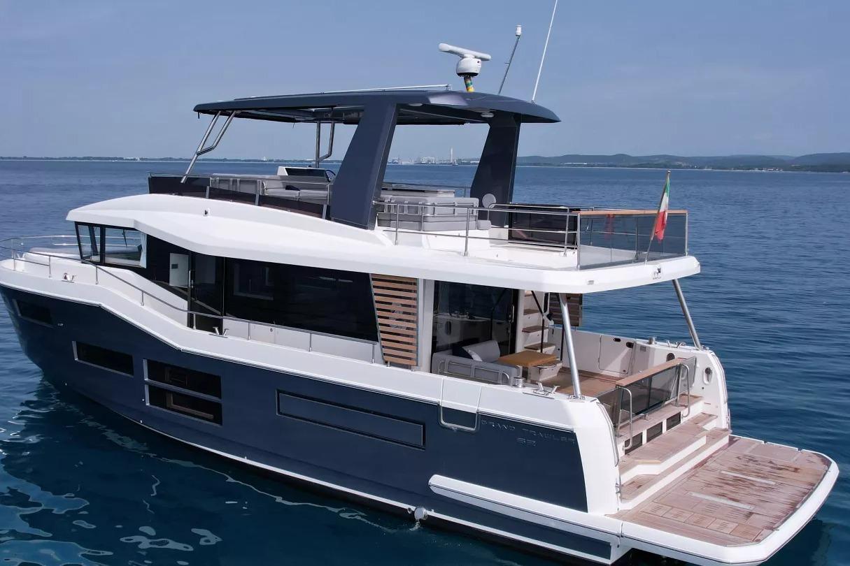 2026 Beneteau Grand Trawler 63