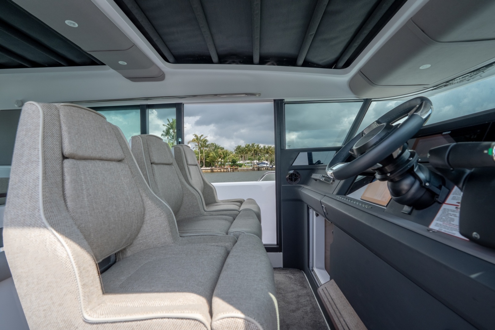 2024 Axopar 45 XC Cross Cabin - Image 22