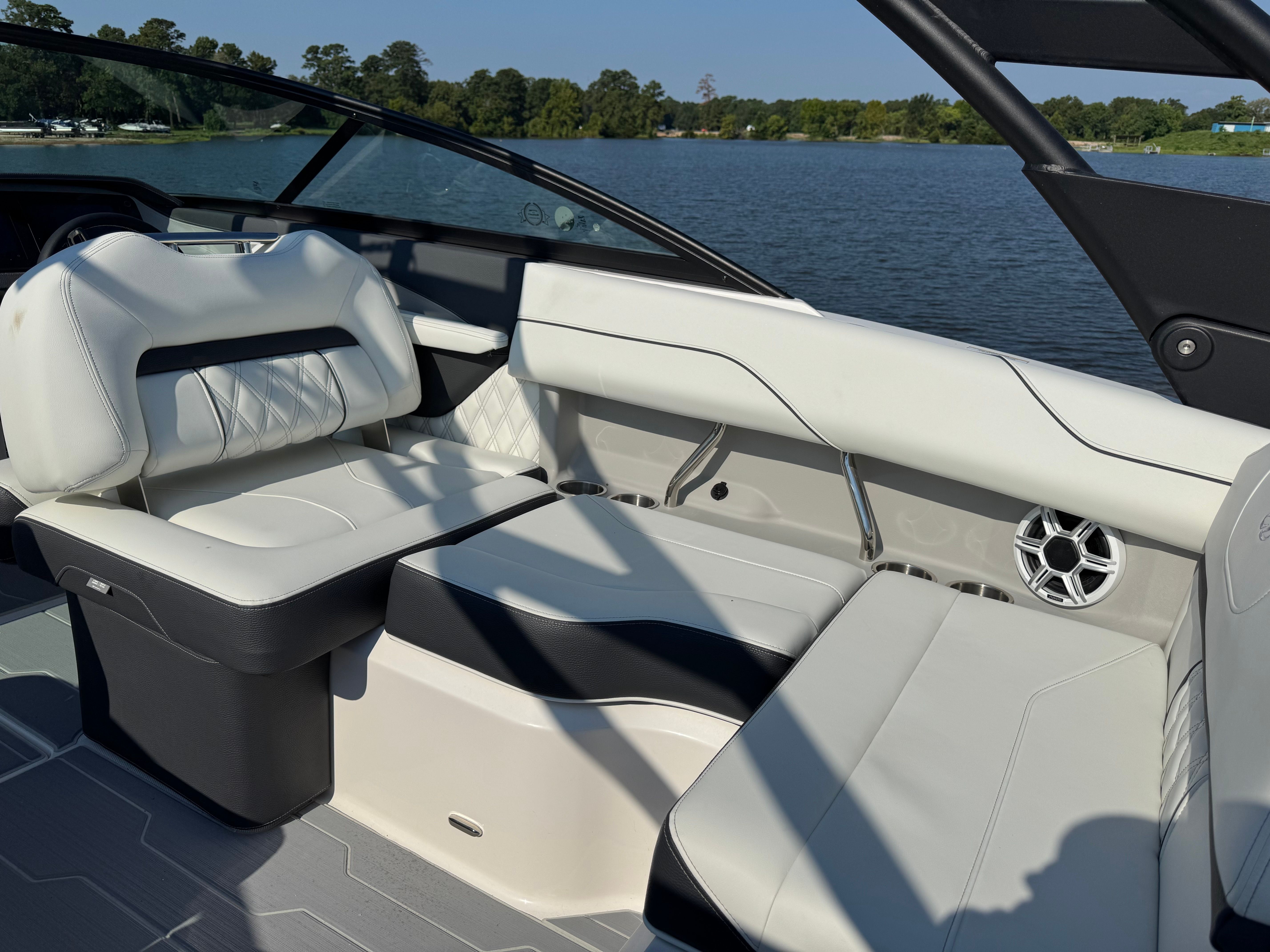2026 REGAL LS2 SURF - Image 13