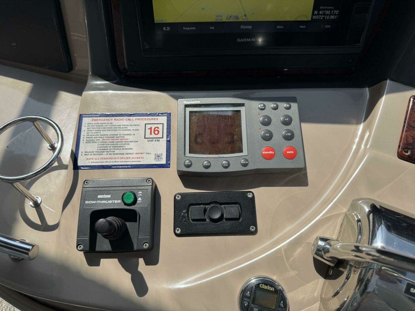 2003 Sea Ray 420 Sundancer - Image 21