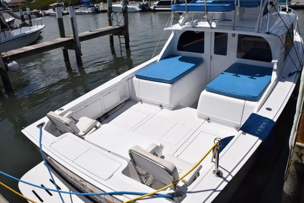 dockside with cushions out on engine boxes