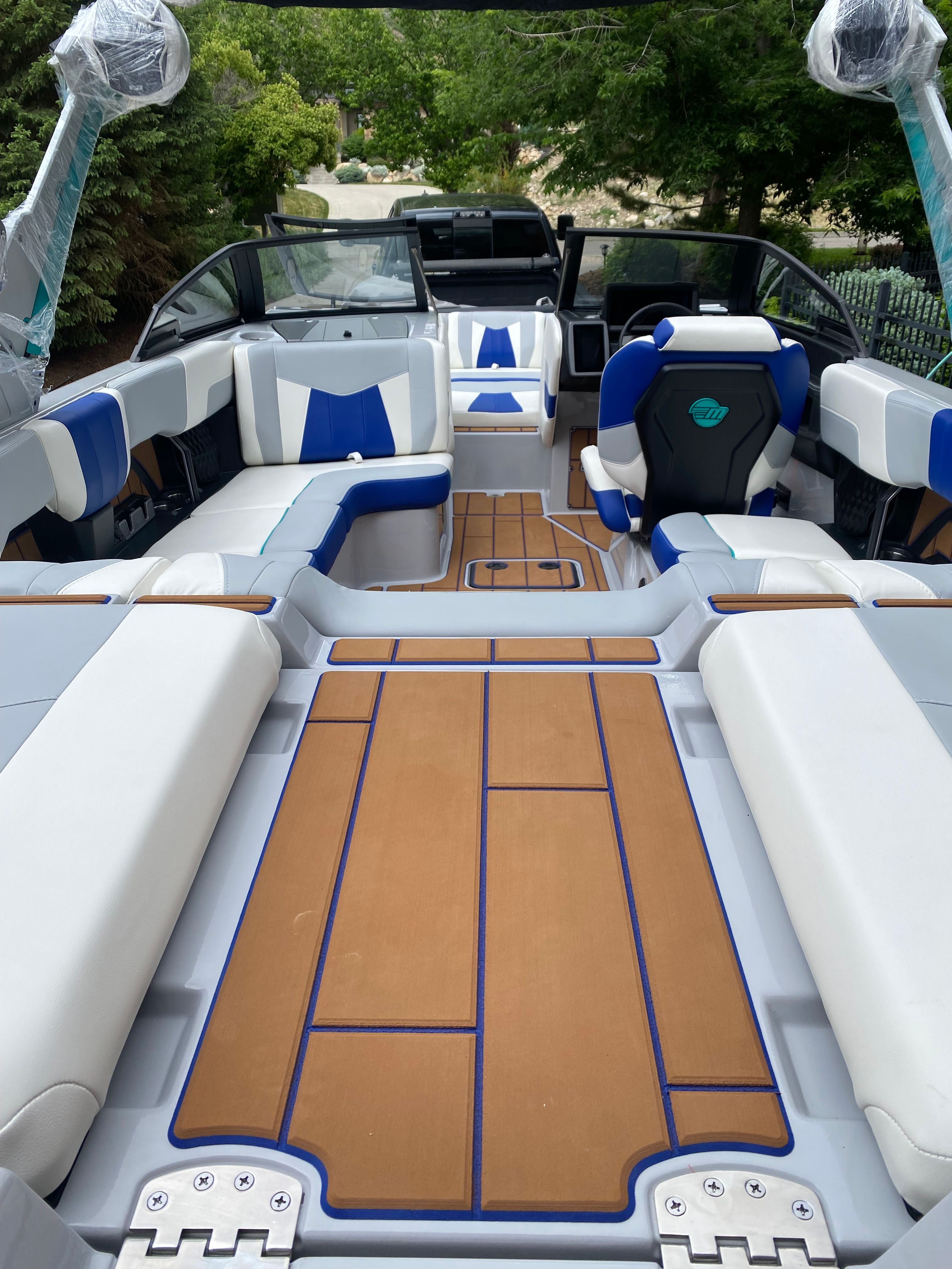 2023 Malibu Wakesetter 23 MXZ - 23