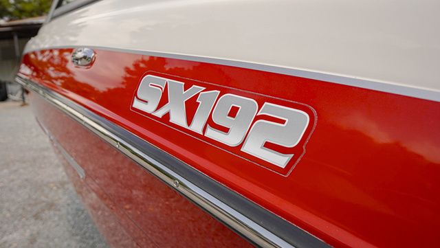 2015 Yamaha Boats SX192 - 6