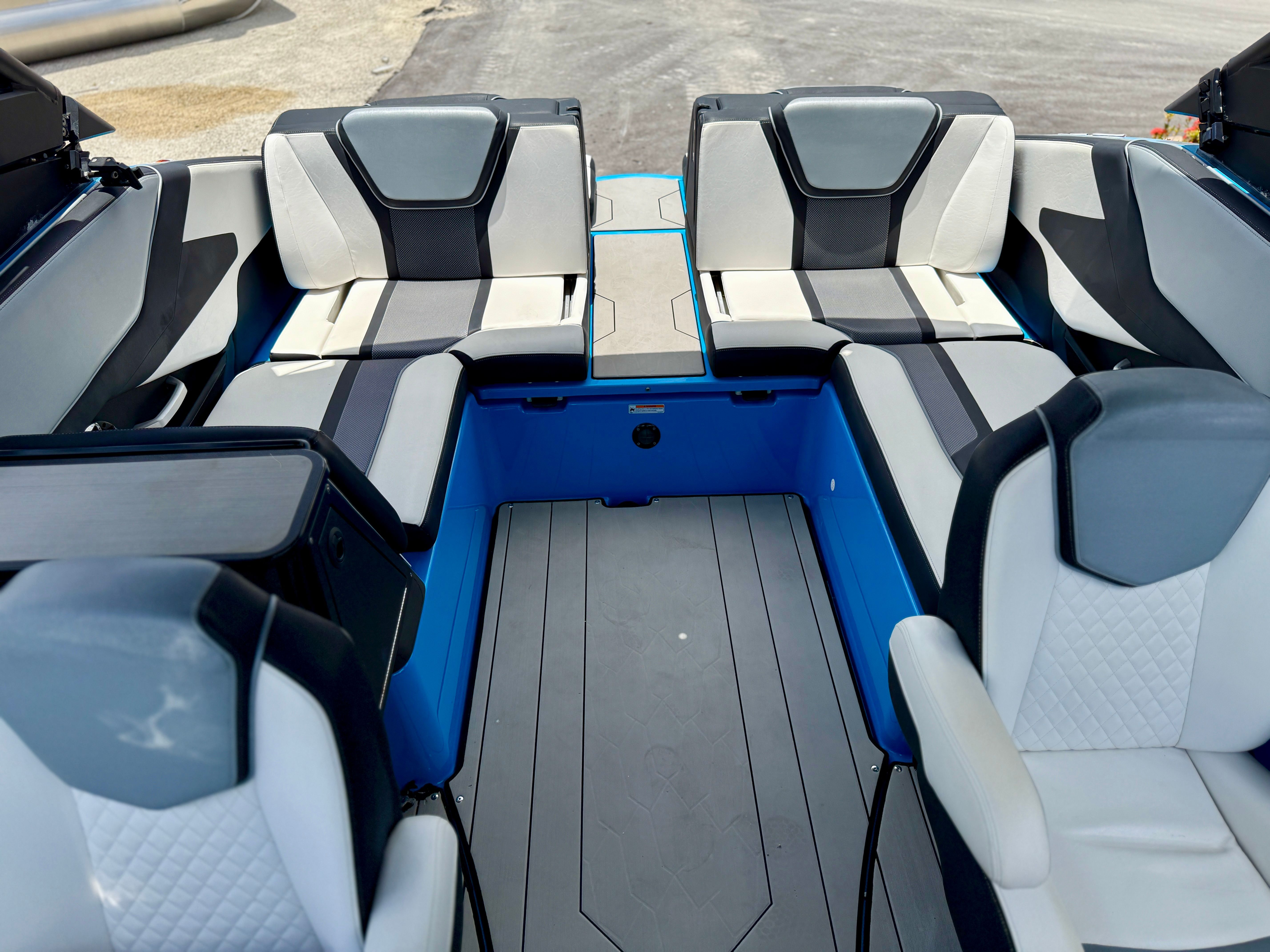2021 YAMAHA 255 XD - Image 12