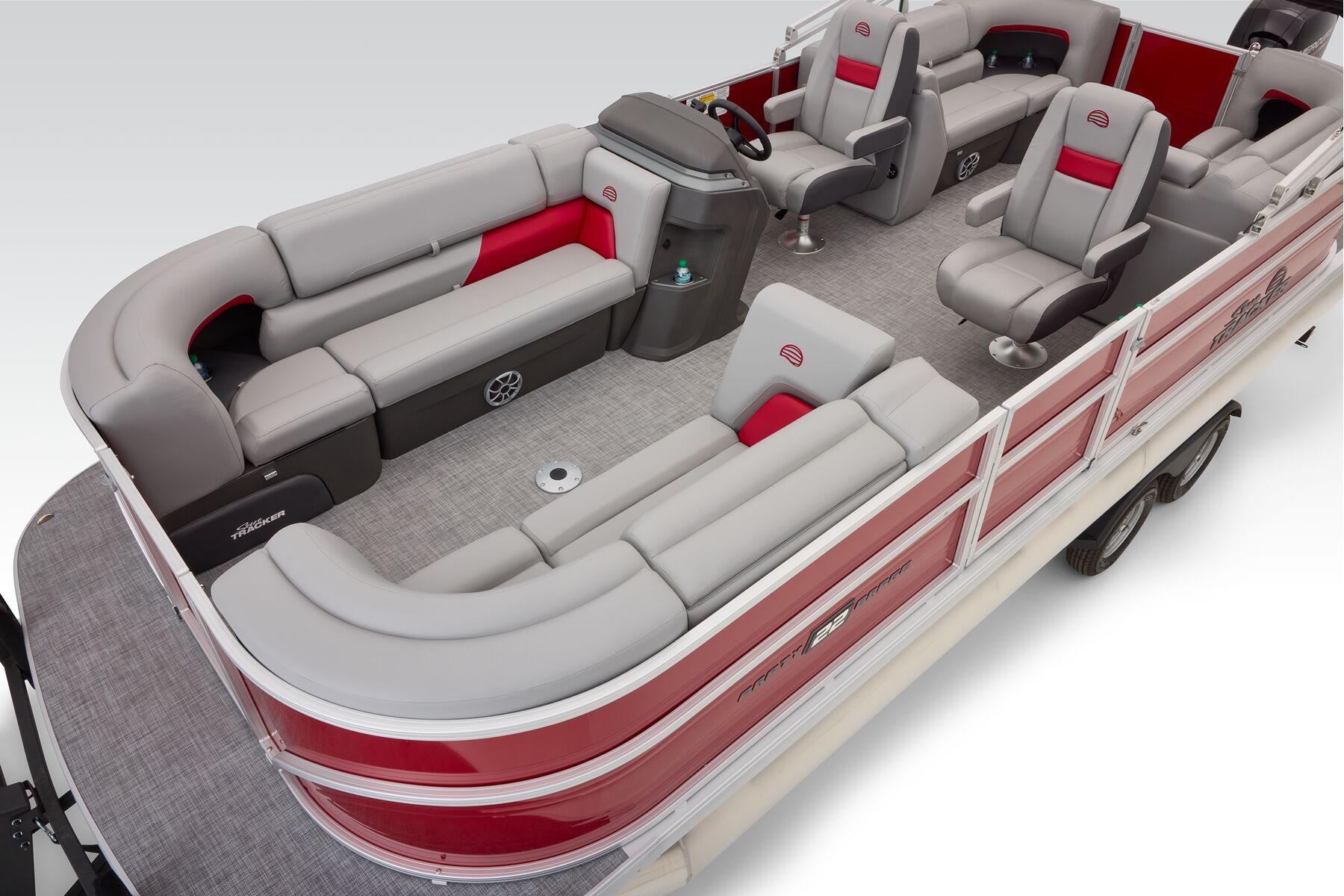 2026 Sun Tracker Party Barge 22 DLX - 47