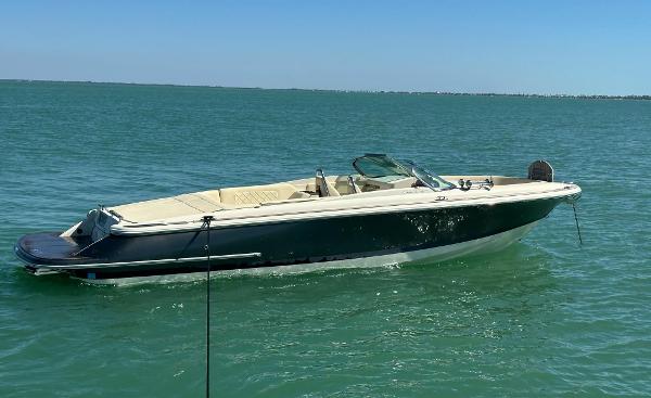 2018 Chris-Craft Launch 27 - 2