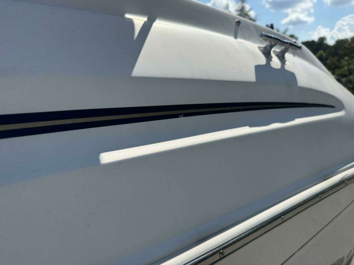 1999 Sea Ray 215 Express Cruiser - Image 226
