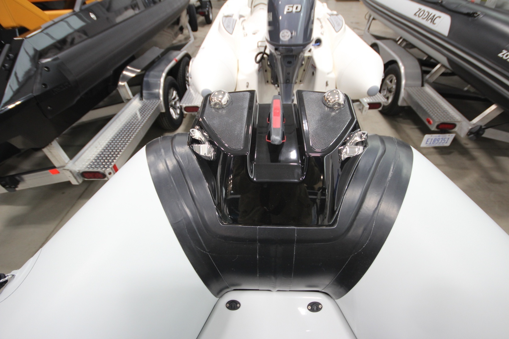 2026 Zodiac Open 4.2 NEO F50 - Image 19
