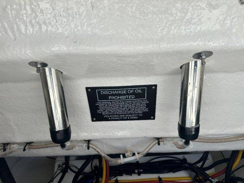 2026 Robalo R300 Center Console - 29