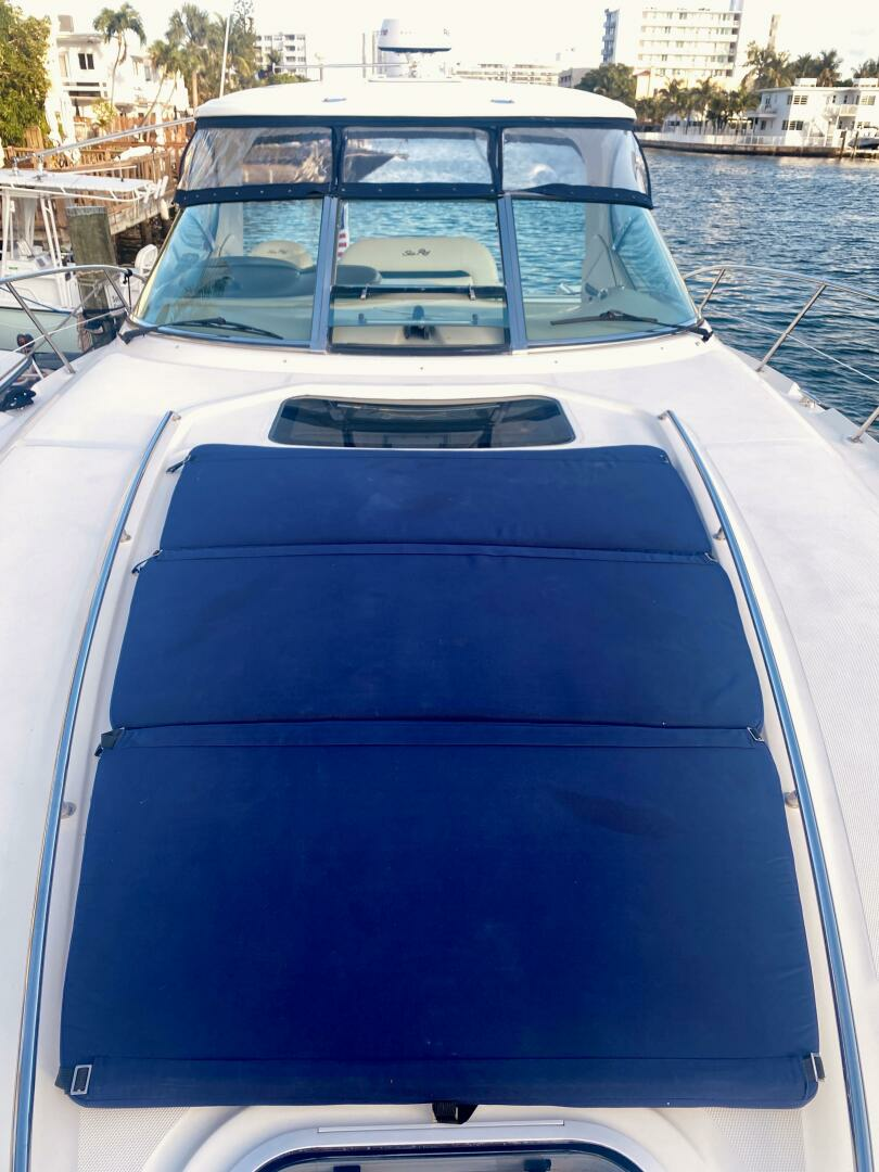 2005 Sea Ray 420 Sundancer - Image 23