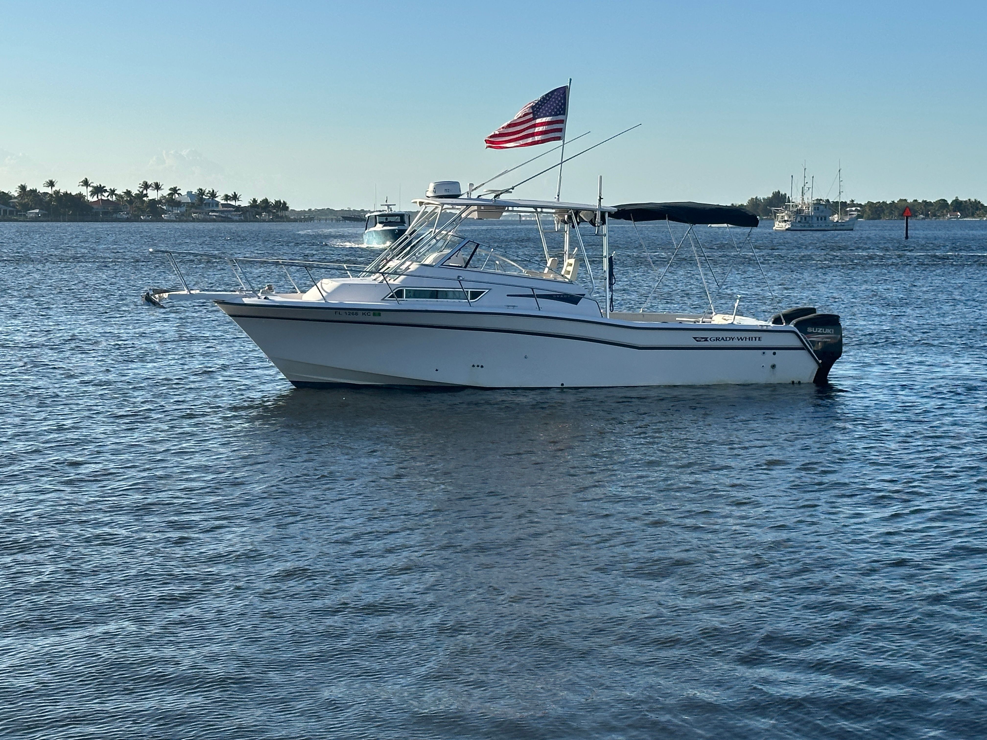1997 Grady-White Marlin 300 - 9