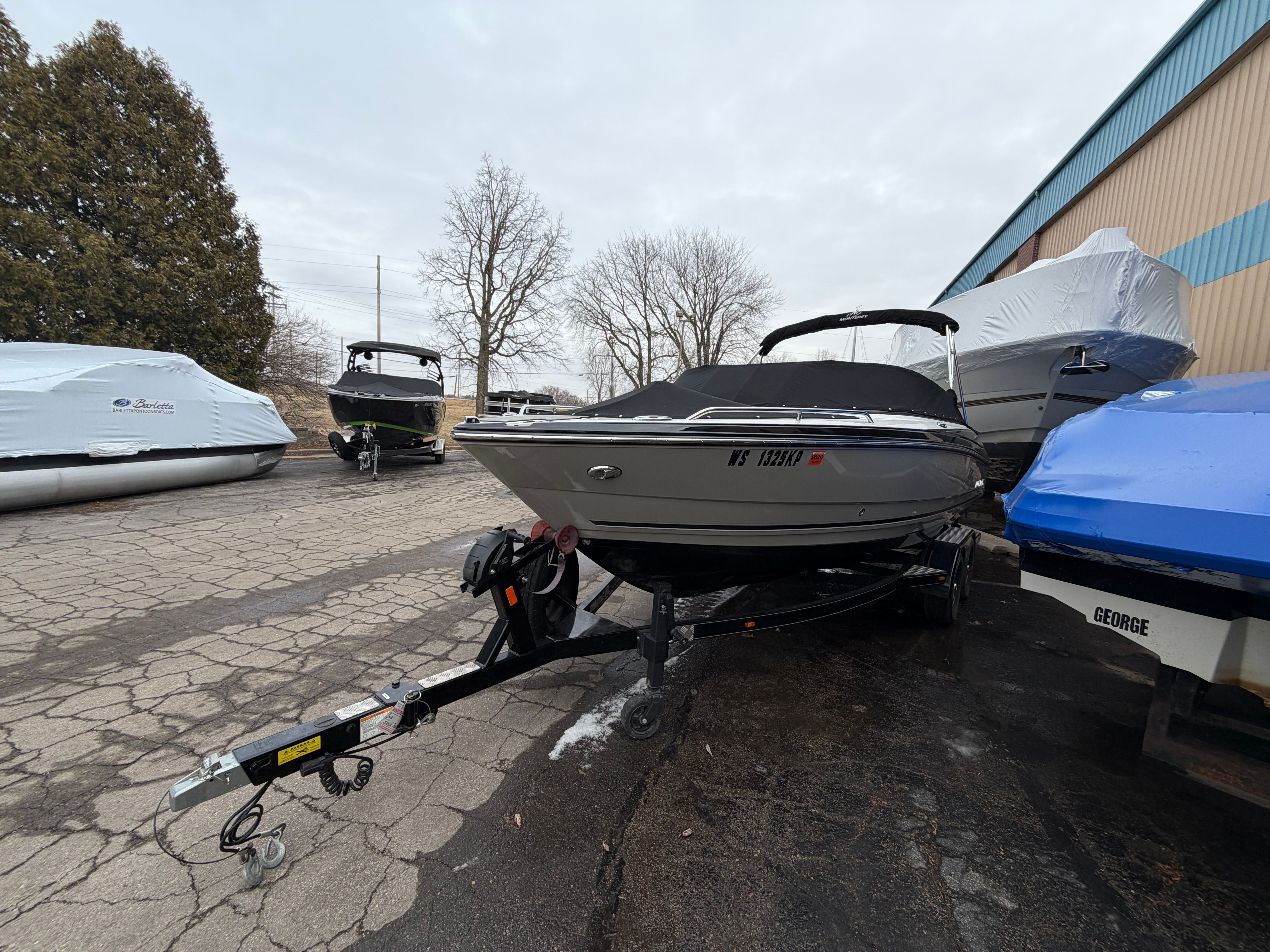 2019 Monterey 224FS