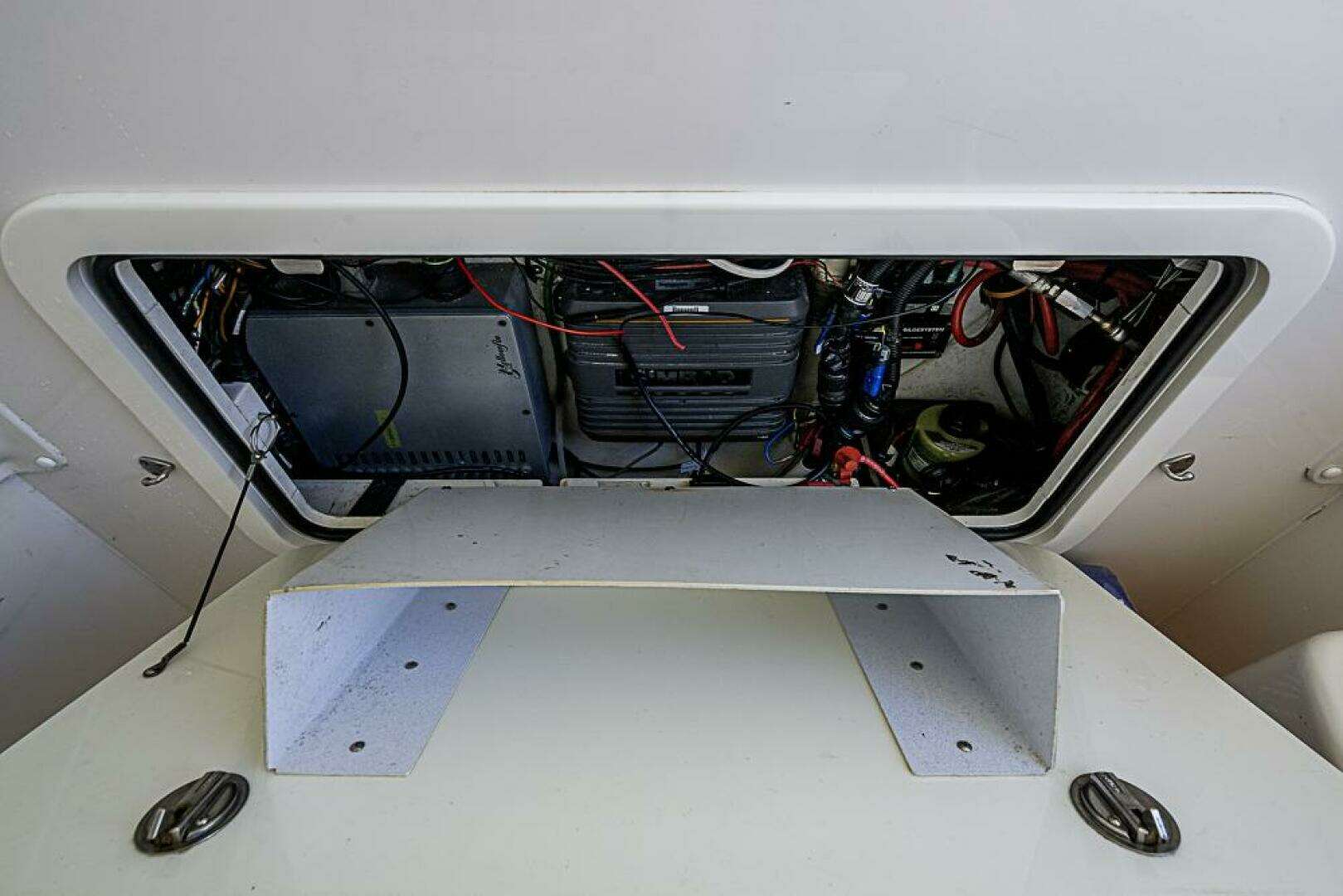 2011 Yellowfin 39 Offshore - Image 14