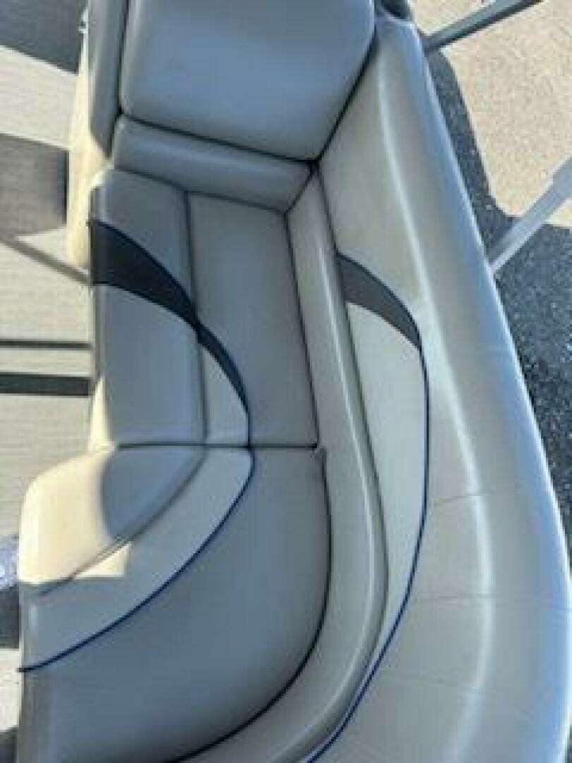 2017 G3 322 RC - Image 11