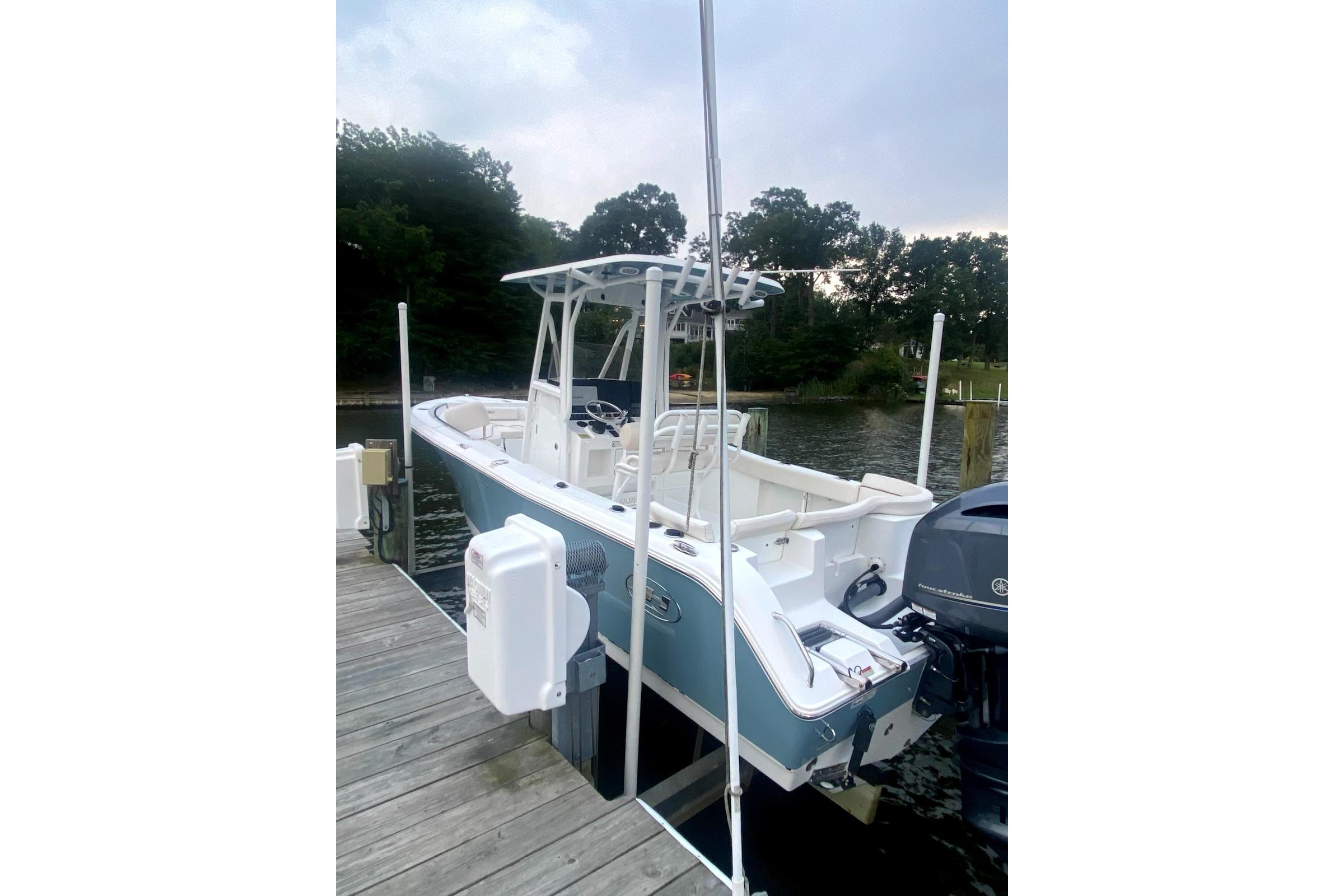 2020 Sea Hunt Ultra 225