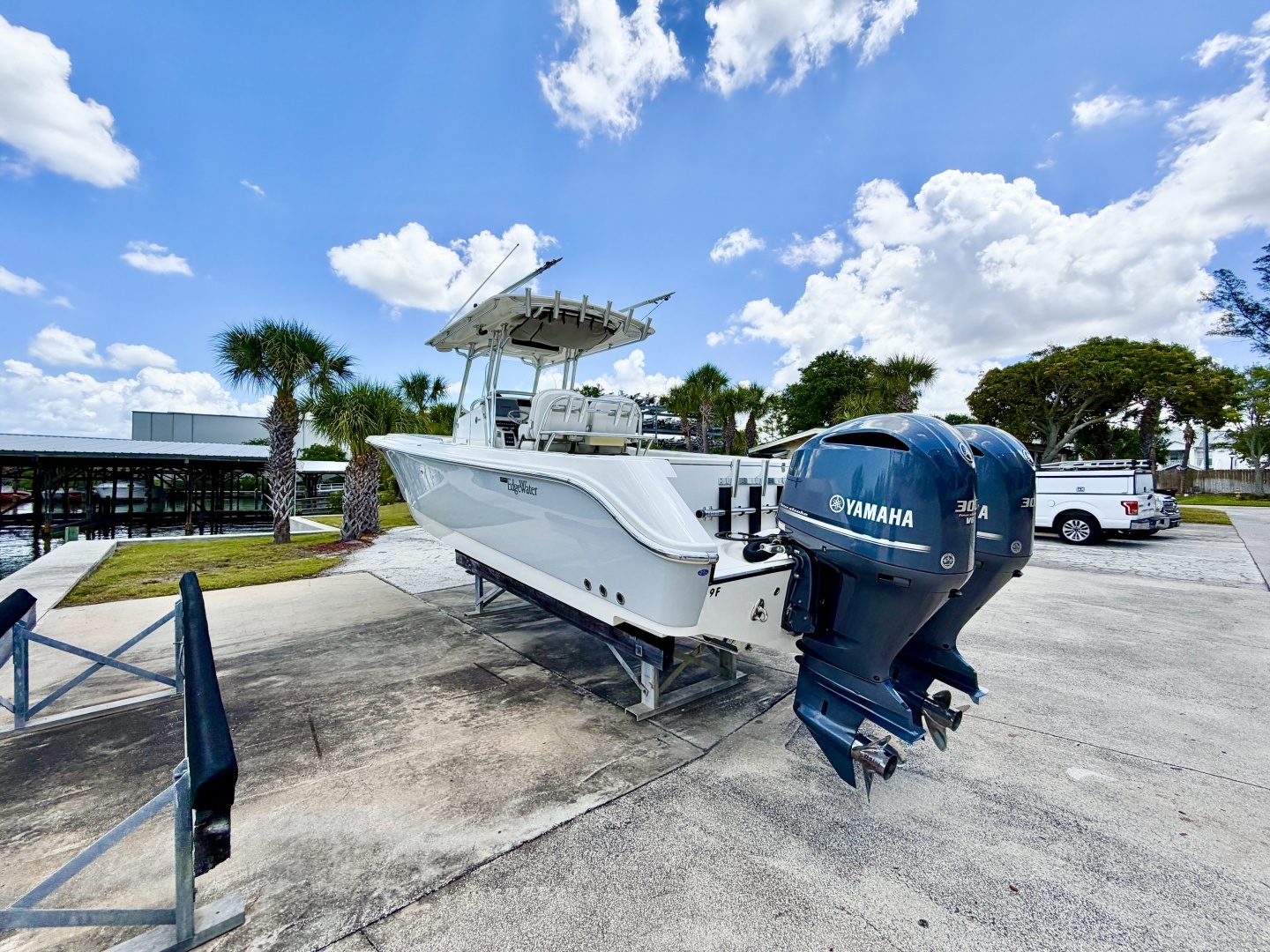2013 Edgewater 318 CC - Image 8