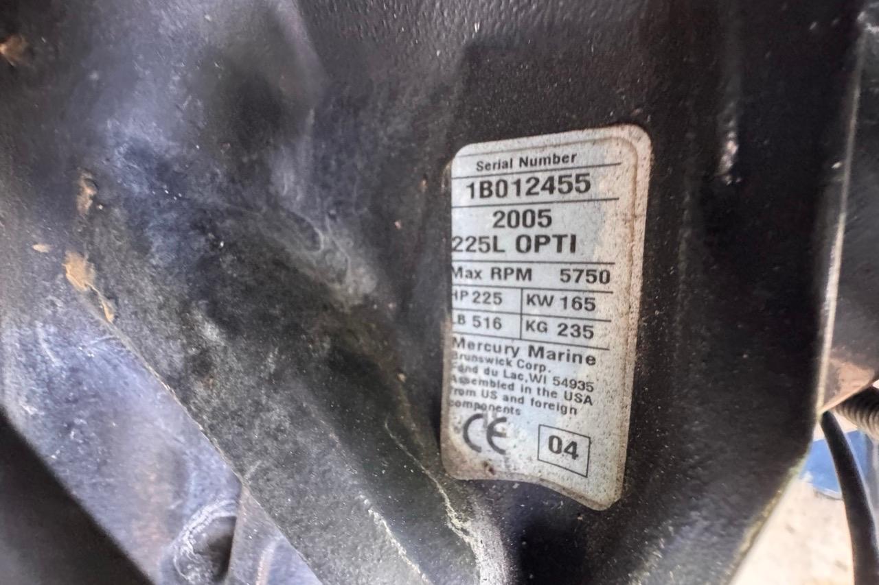 Label on 2005 Storm Boats Storm-High Performance engine, showing specifications and serial number.