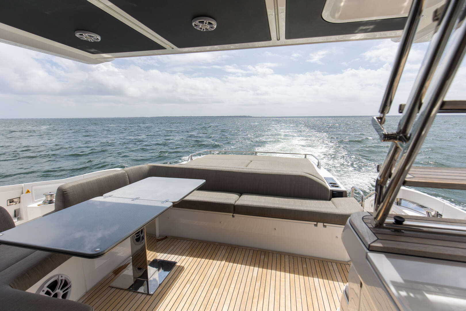 2020 Azimut S6 Sportfly - Image 25