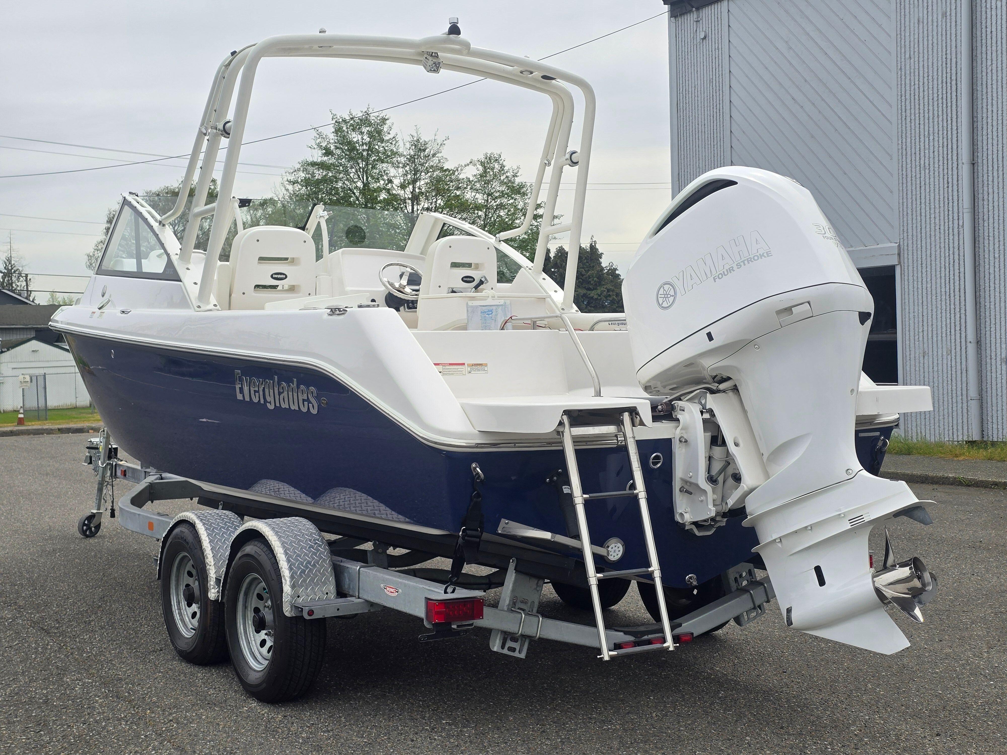 2017 Everglades 230 Dual Console on a trailer.