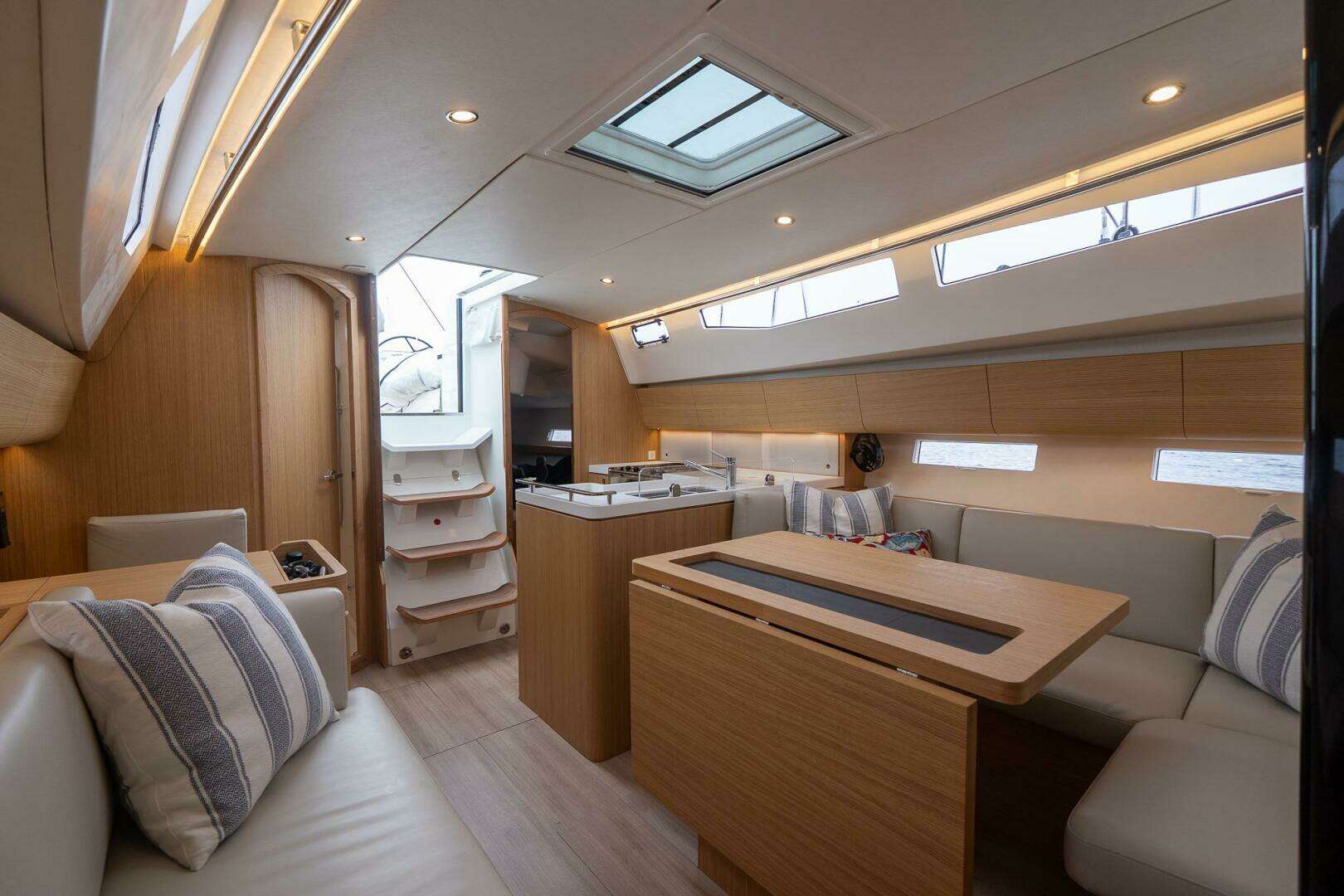 2026 J Boats NEW 2026 - Image 59