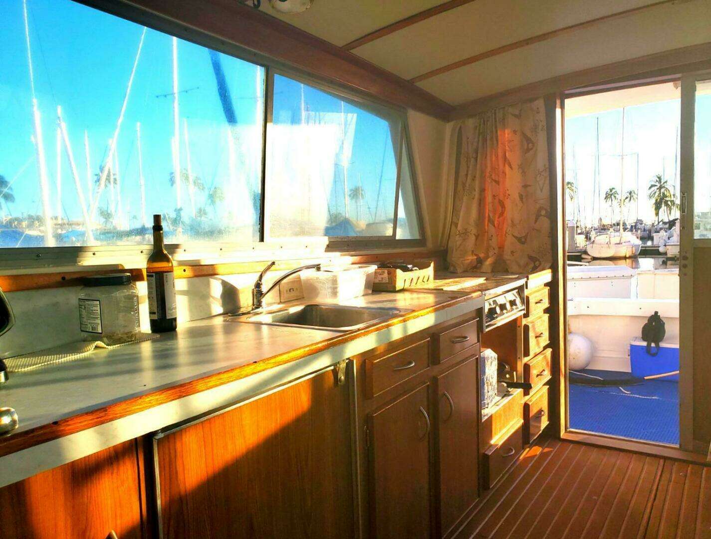 1979 Bertram 38 Convertible Sportfisher - Image 7