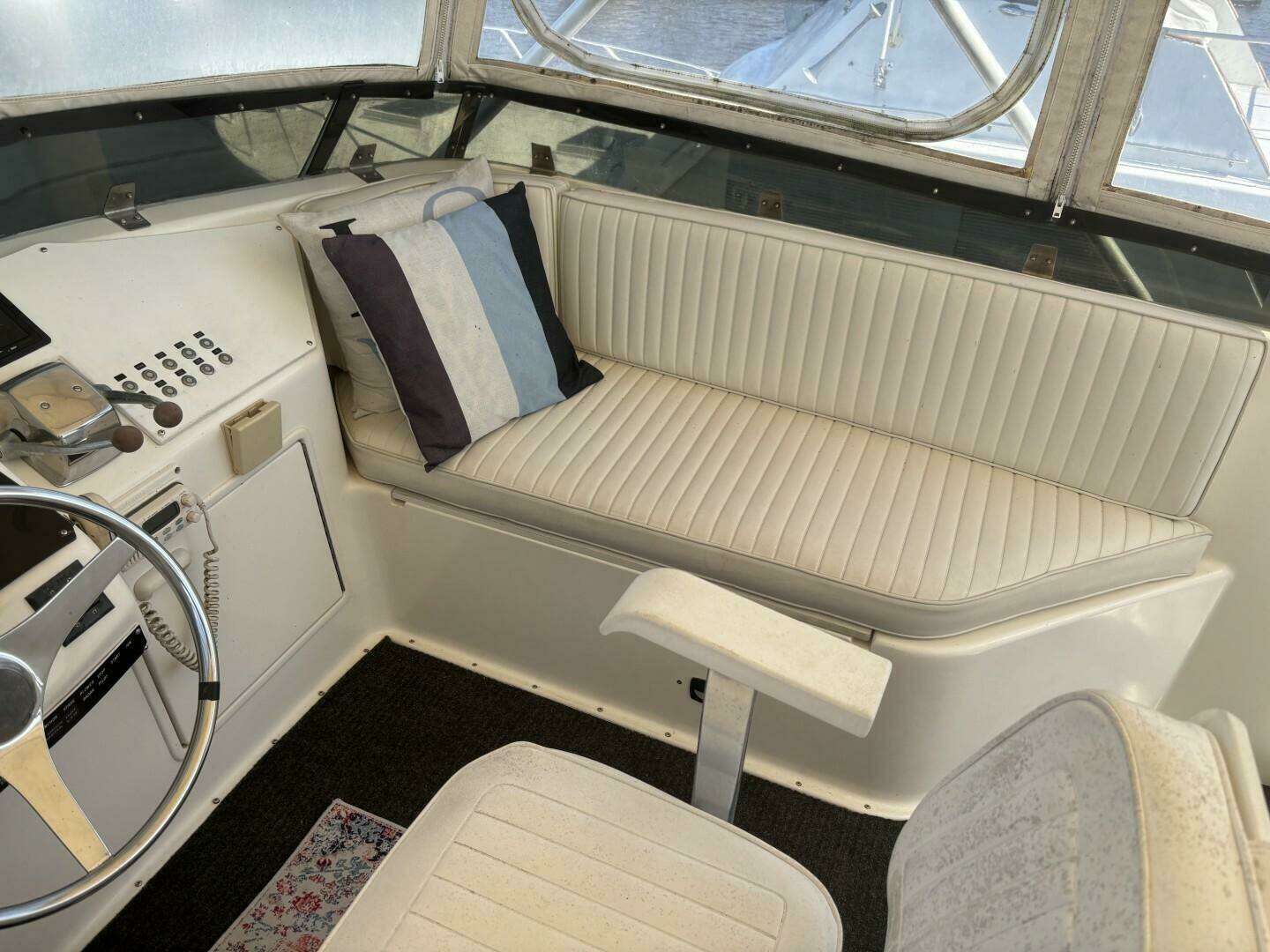 1993 Ocean Yachts 44 Motoryacht - Image 31