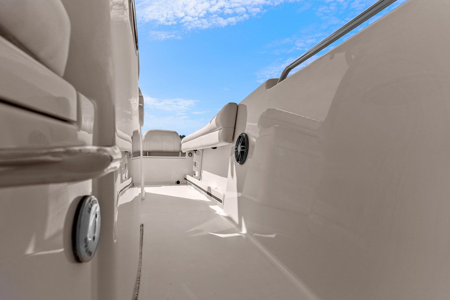 2021 Grady-White Fisherman 216 - 28