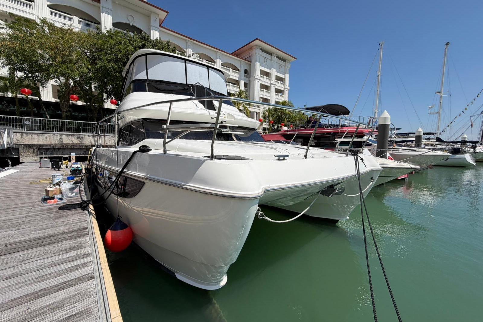 2023 Aquila 42 Yacht