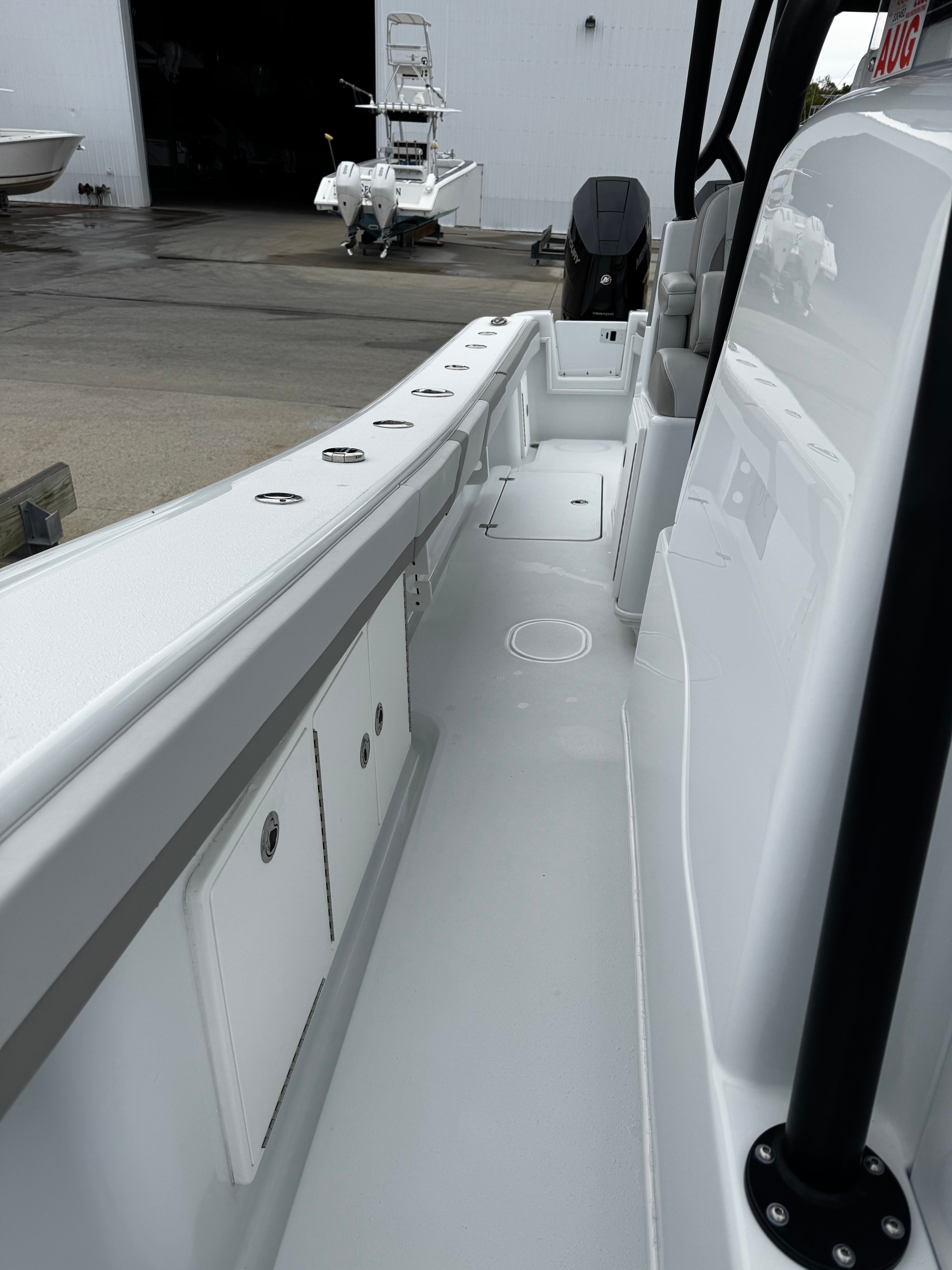 2024 Yellowfin 36 Offshore - 34