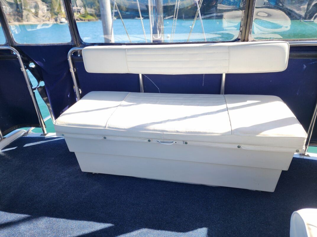 1972 Tollycraft 40 Tri-Cabin Motor Yacht - 25