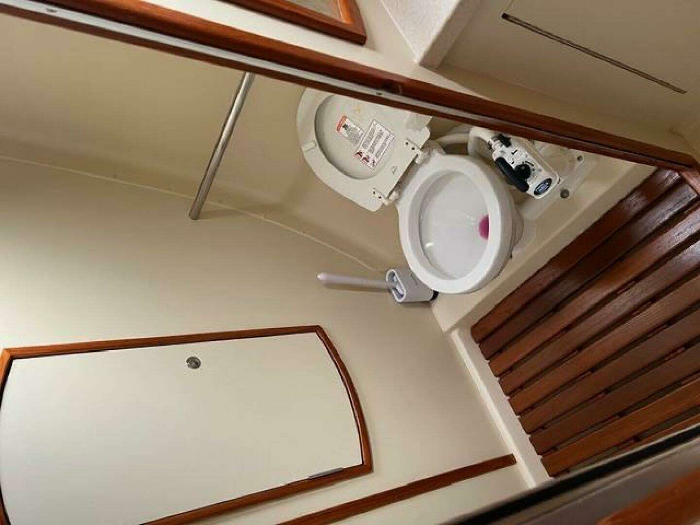 2003 Hunter 353 - Image 4