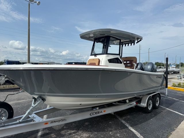 2027 Cobia 245 Center Console - 6