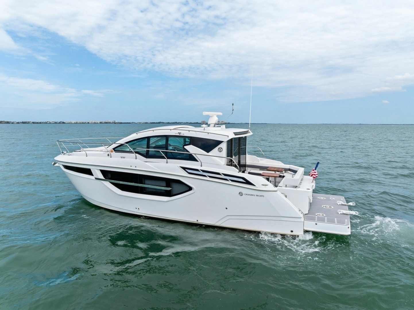 2019 Cruisers Yachts 42 Cantius - Image 65