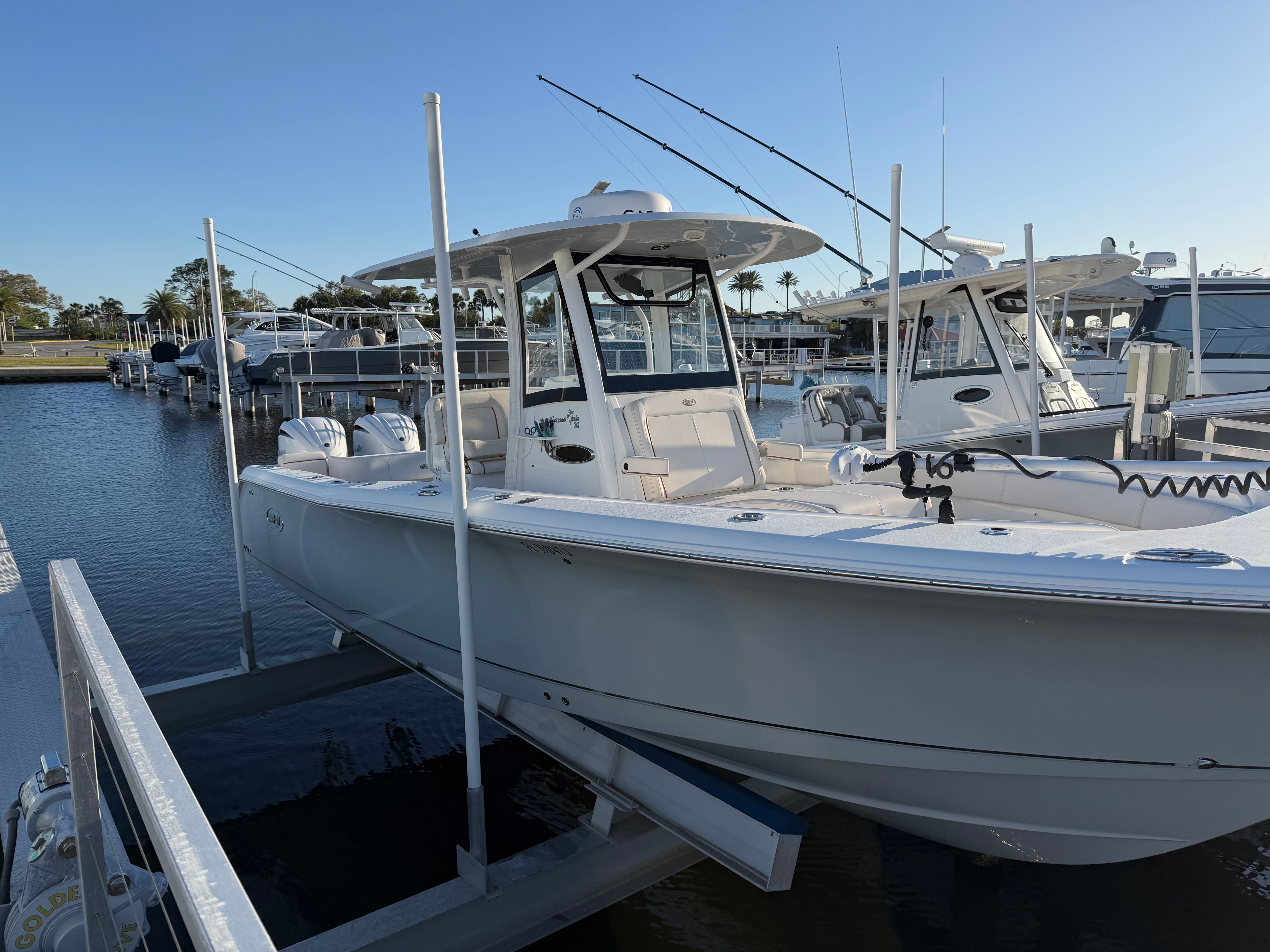2022 Sea Hunt Gamefish 30 Coffin Box - 27