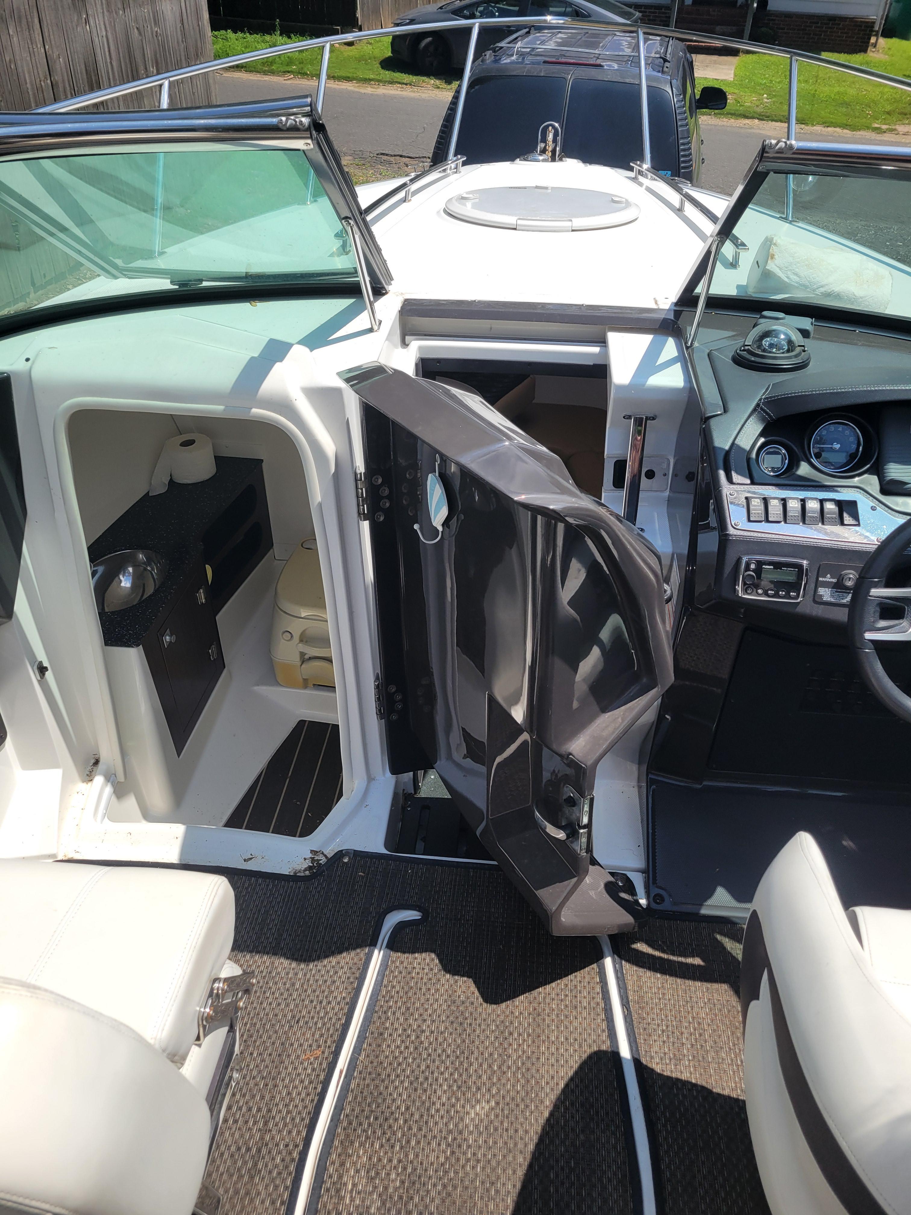2015 Monterey 268SC Super Sport - 13