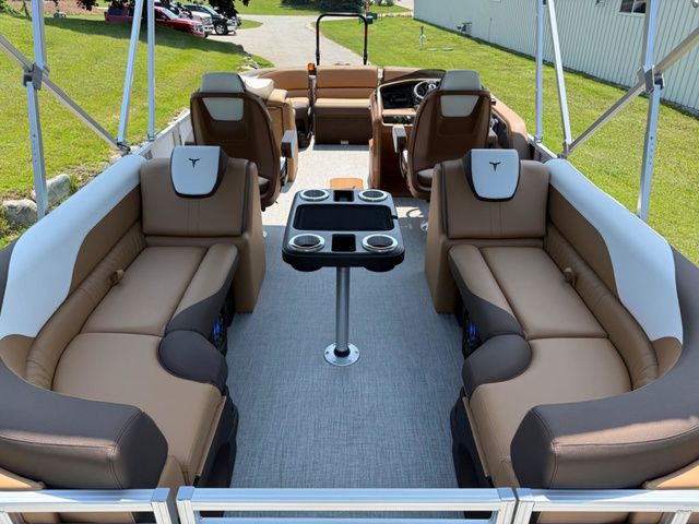 2026 Tahoe 2585 QL LTZ - 11