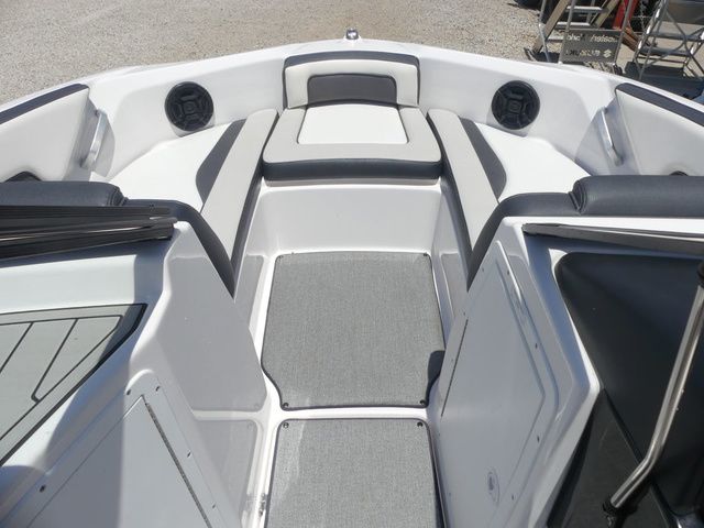 2020 Yamaha Boats SX195 - 28