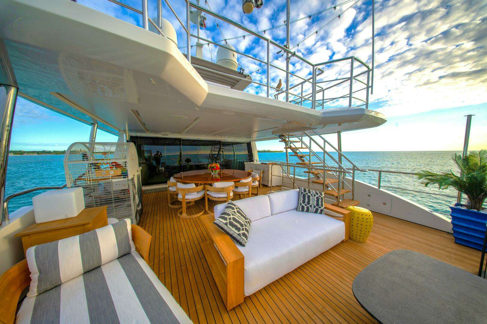 2015 Benetti Benetti Tradition Supreme 108 - Image 26