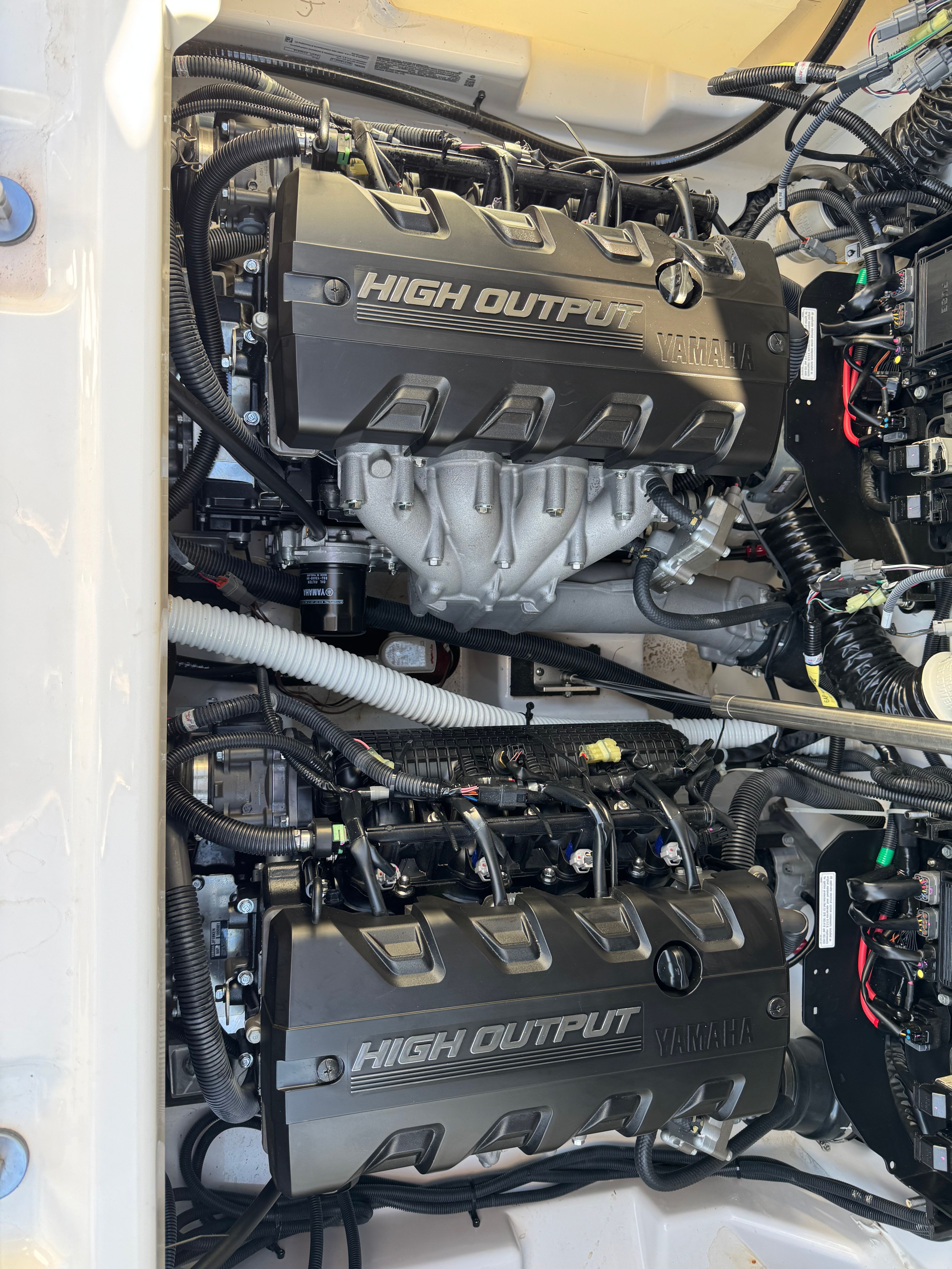 2022 Yamaha Boats 252S - 11