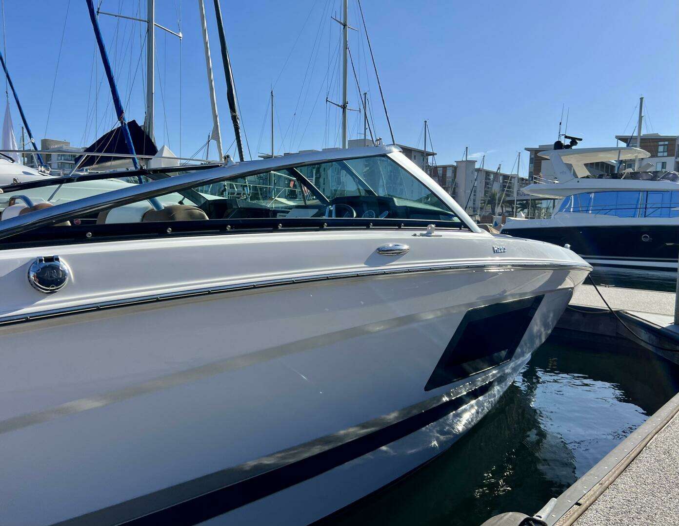 2019 Four Winns H290 - Image 7