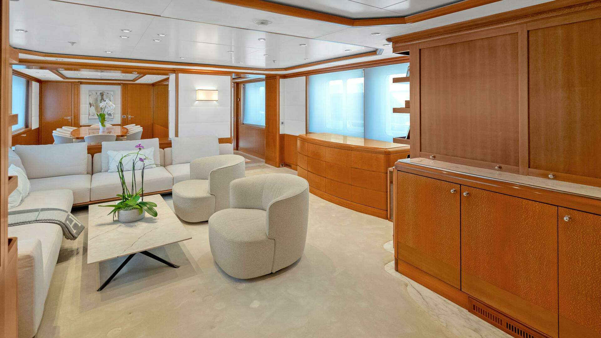 2003 Royal Denship Motor Yacht - Image 17