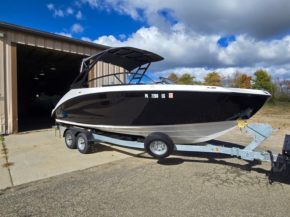 2022 Yamaha Boats AR250